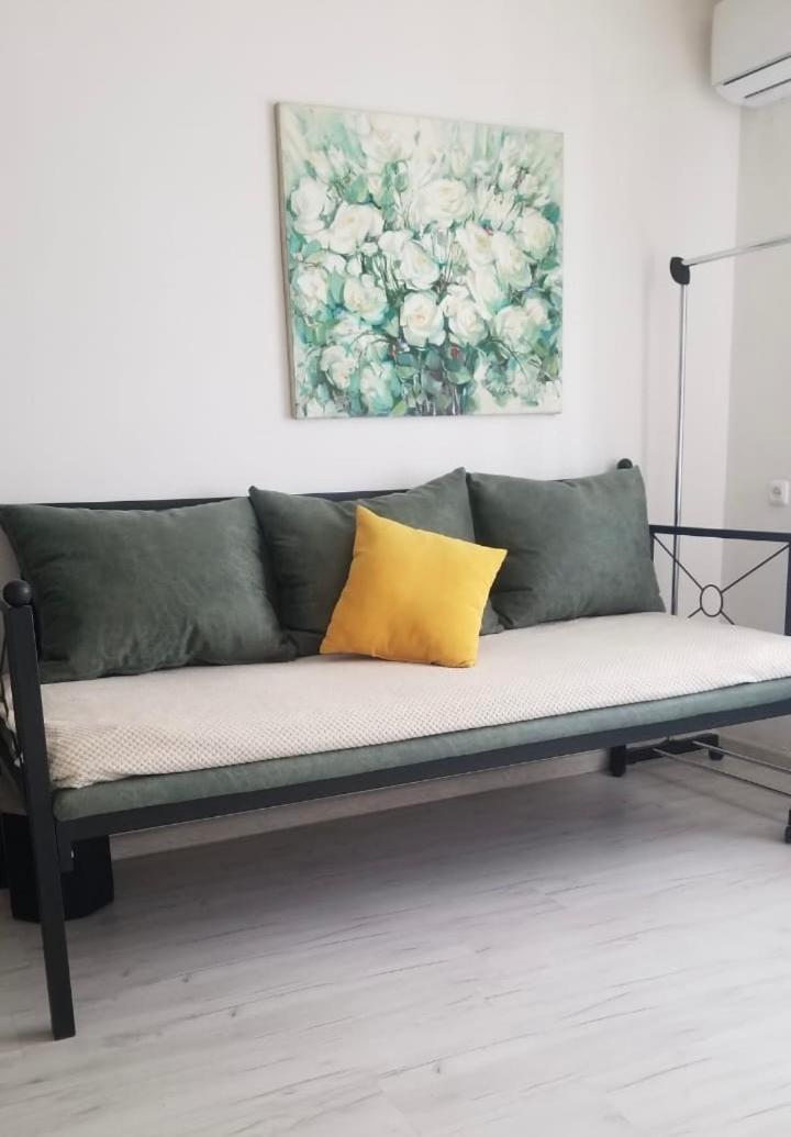 Apartment In The Center Of Erevan ภายนอก รูปภาพ