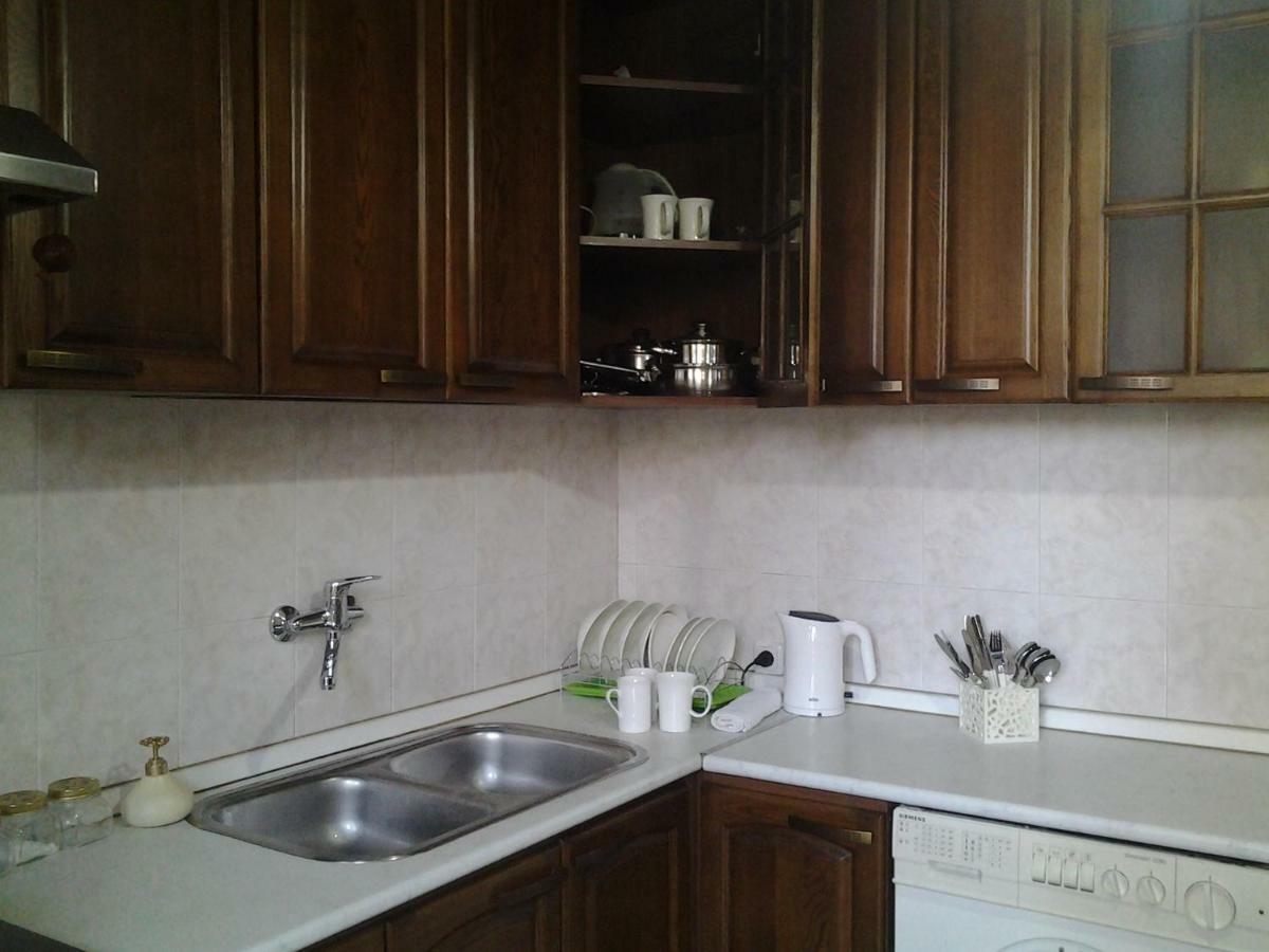 Apartment In The Center Of Erevan ภายนอก รูปภาพ